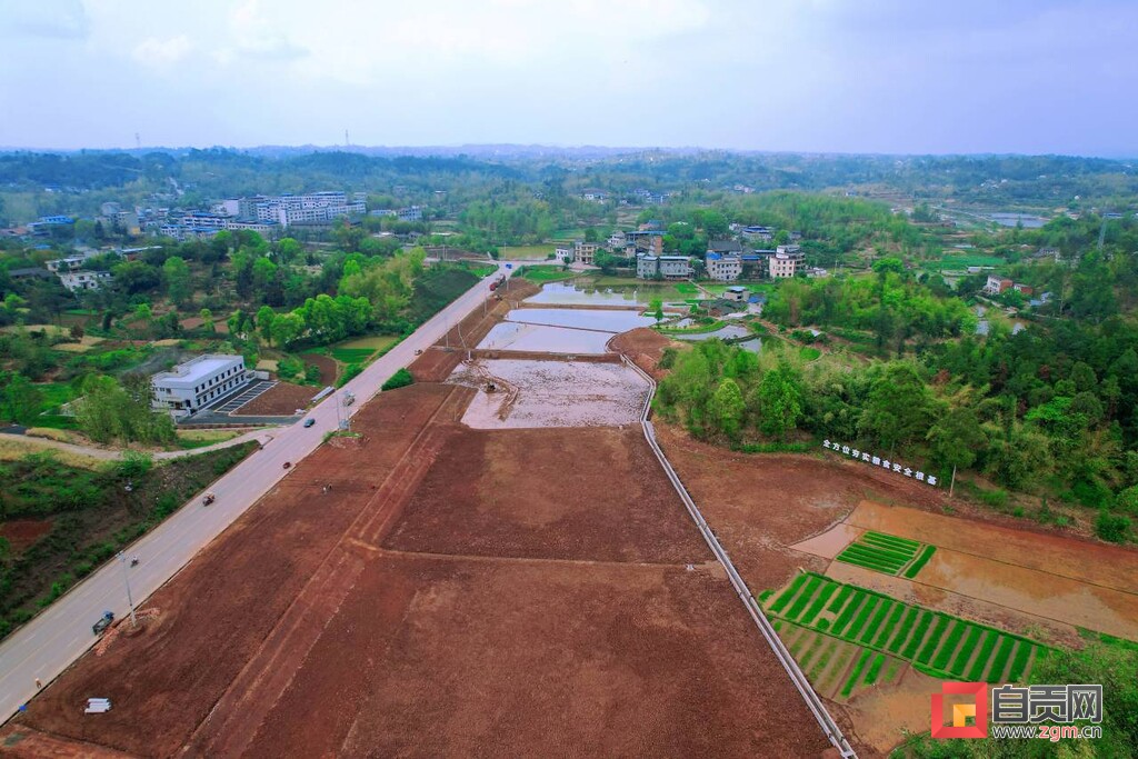 富顺县童寺镇：高标准农田建设忙 绘就农业好“丰”景-1.jpg