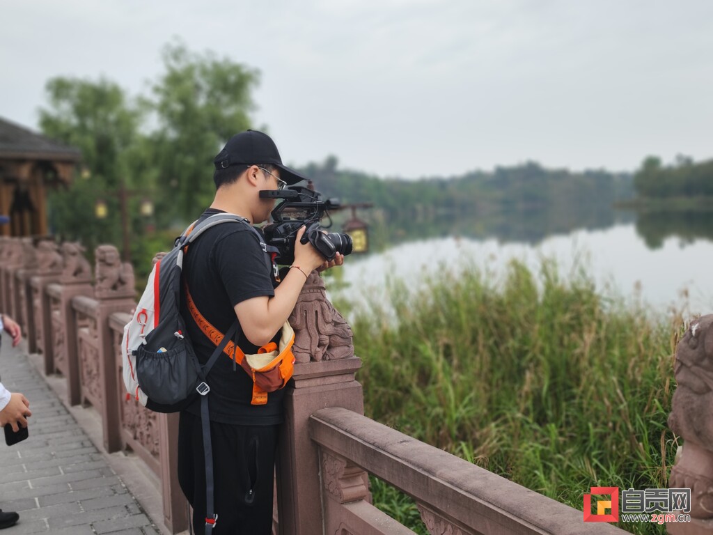 央媒聚焦自贡如何破局水生态环境保护难题-3.jpg