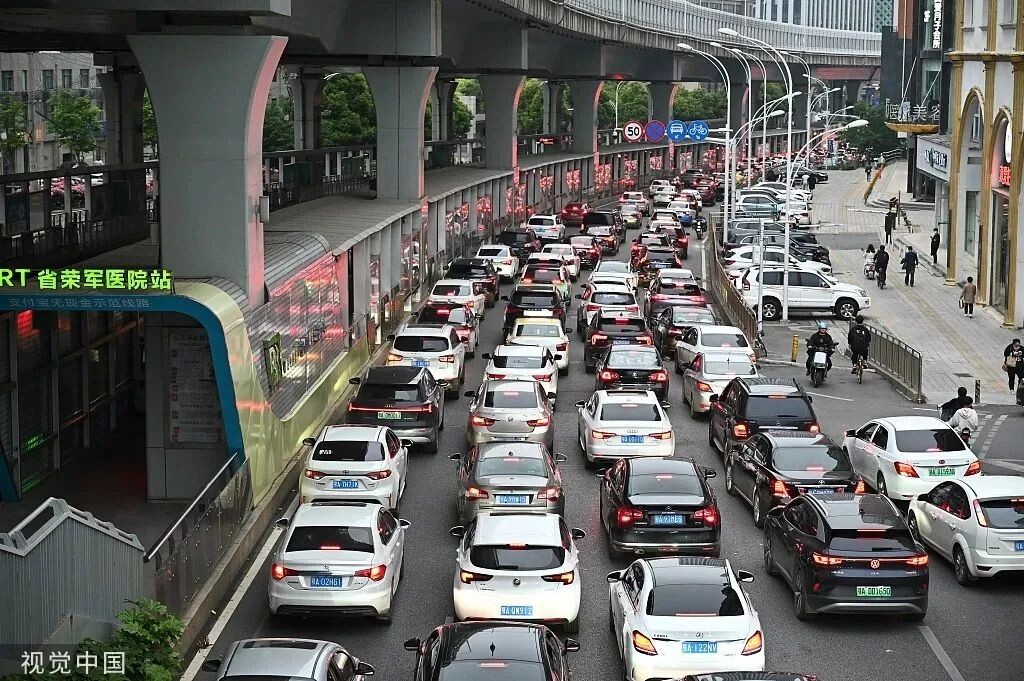 小长假首日，各大景区实况-19.jpg
