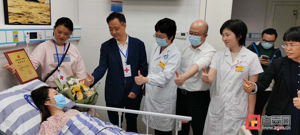 “00后”护士为捐献造血干细胞 半个月增重3公斤-3.jpg