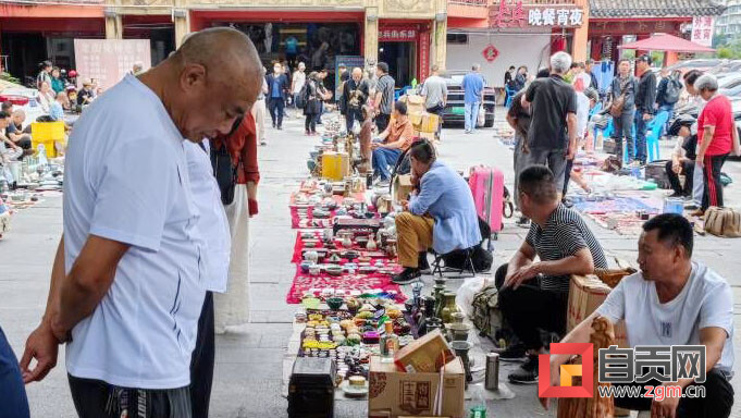 这个周末，全国藏友齐聚釜溪步行街“赶大集”-1.jpg