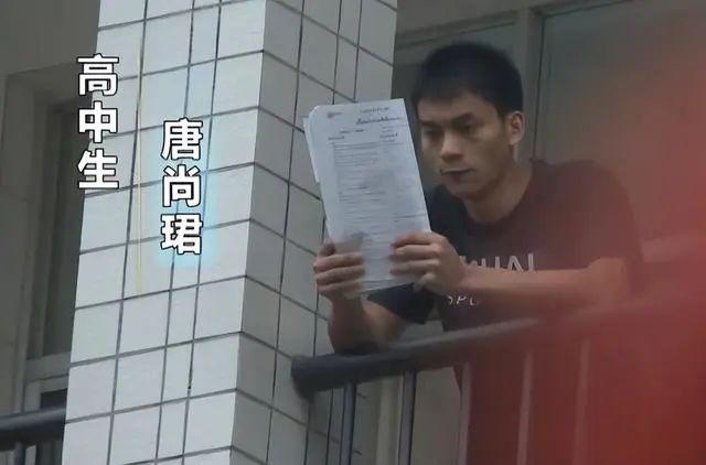YIxINzGPGnNUq4Dn.jpg