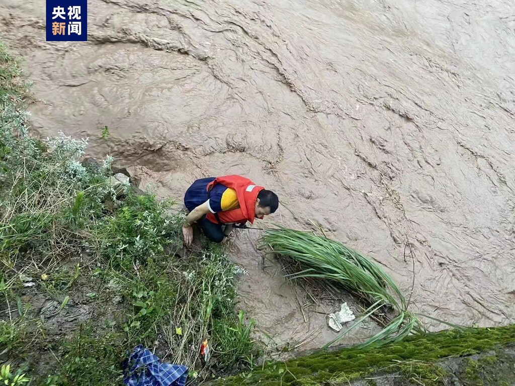重庆将水旱灾害防御应急响应升级为Ⅲ级-2.jpg
