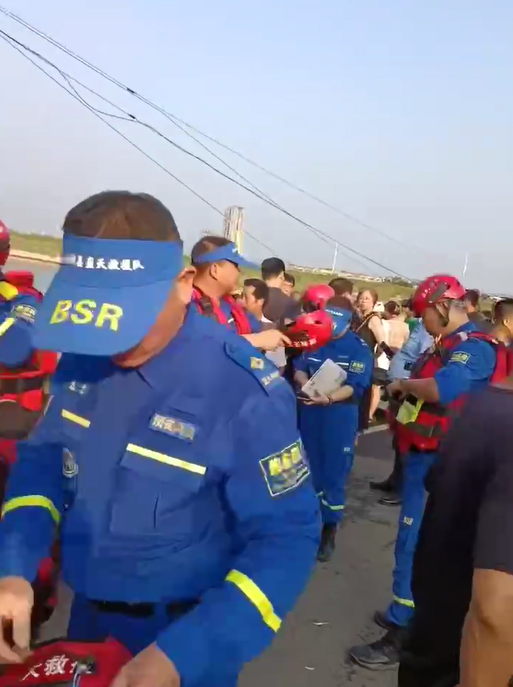 湖南岳阳发生一起溺亡事故致三死一伤，街道办：是否喝酒待鉴定-4.jpg