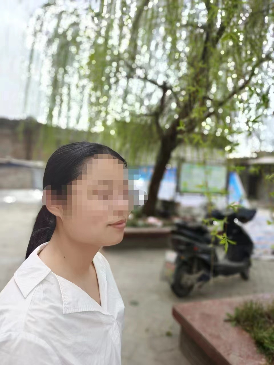 安徽女子江西5A景区旅游遇难，疑遭遇山洪暴发被冲走，家人索赔260万-1.jpg