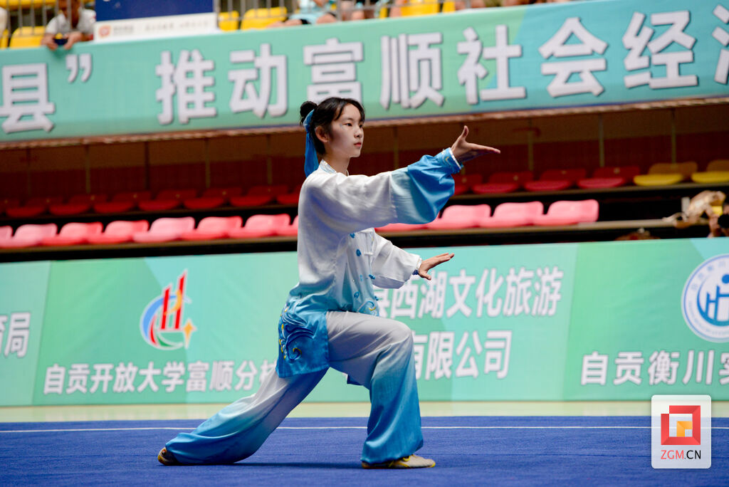 云集富顺，龙争虎斗！快看四川省青少年武术套路A类锦标赛-4.jpg