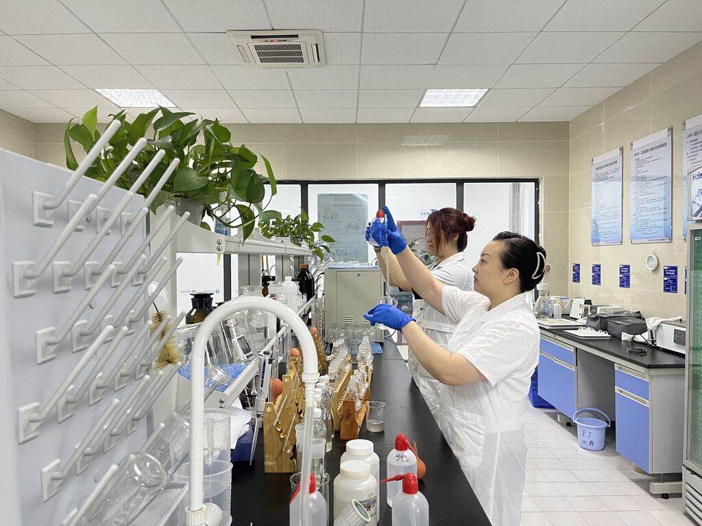 自贡：滨河公园里“藏着”一座污水处理厂-3.jpg