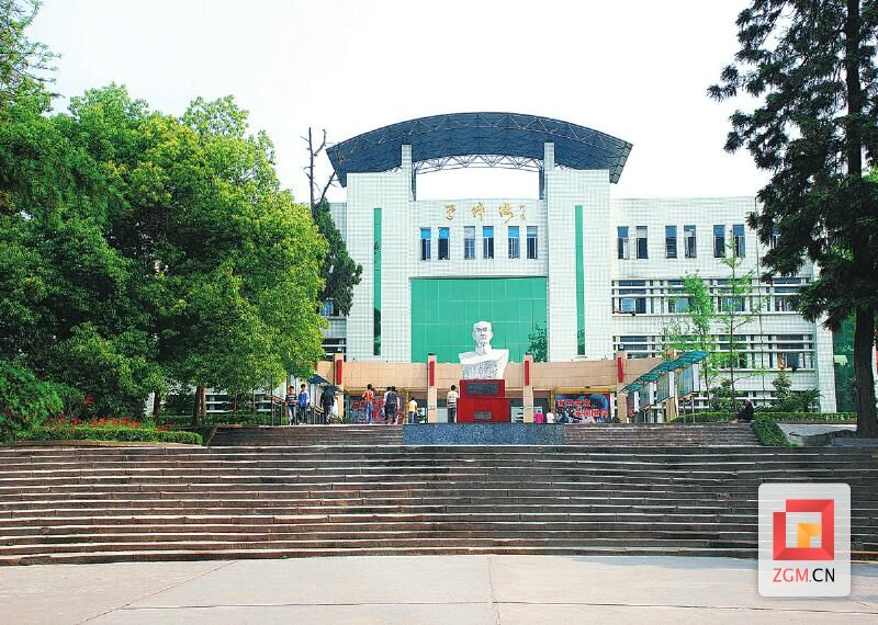 新学期 新起点 新目标——我市部分高中学校负责人谈“奋进之路”-5.jpg