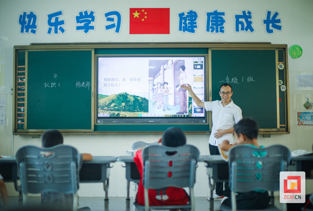 致敬特教老师 | 韩天学：扎根特殊教育的“中国好人”-2.jpg
