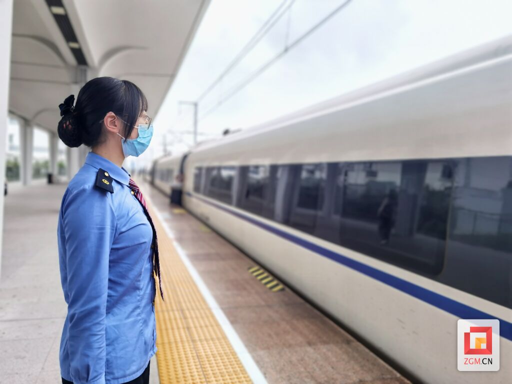 【持续更新】节日中的坚守｜自贡有你更精彩-2.jpg