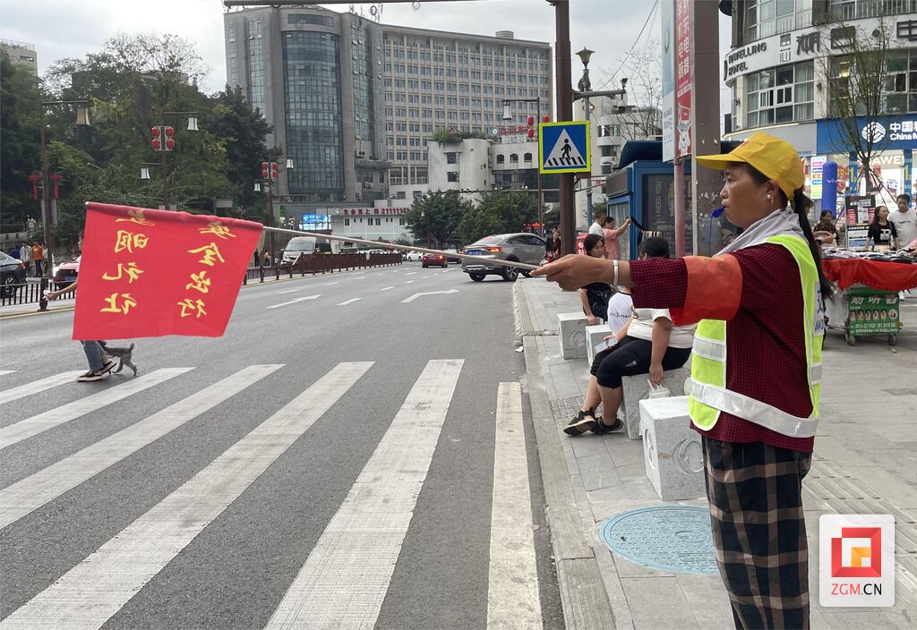 【持续更新】节日中的坚守｜自贡有你更精彩-15.jpg