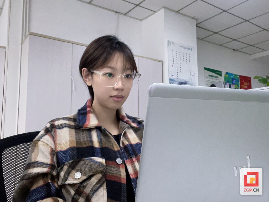 【新自贡人⑱】阎琴：见网友 见自贡 见人生-1.jpg