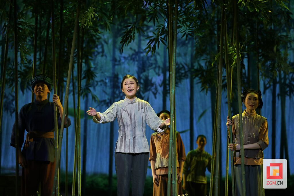 【新自贡人⑲】王炎：希望通过艺术表演为自贡增光添彩-6.jpg