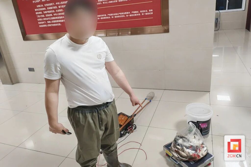 涉嫌非法捕捞 大安区两男子被逮个正着-4.jpg