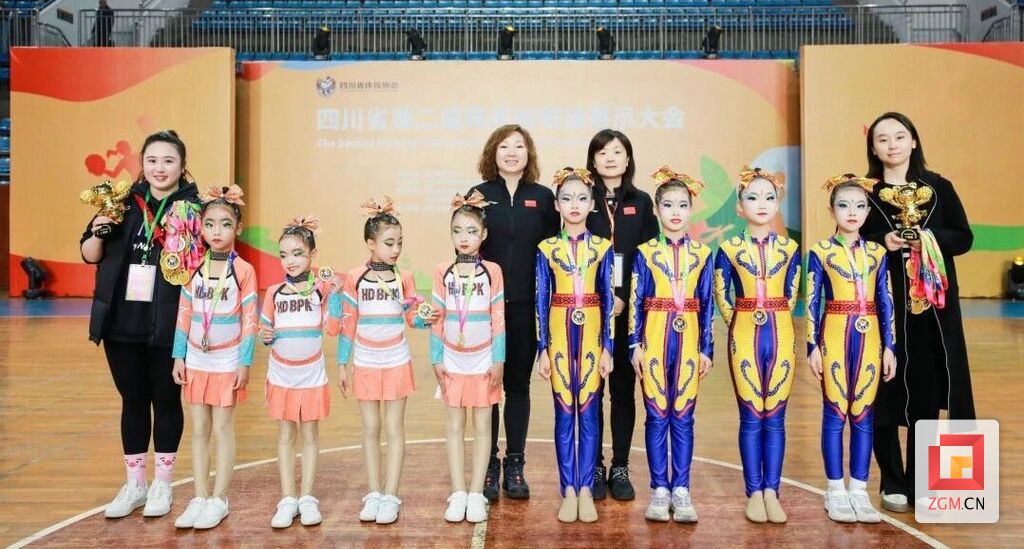 这群小学生厉害啦！檀小啦啦操获省级大赛金牌！-1.jpg