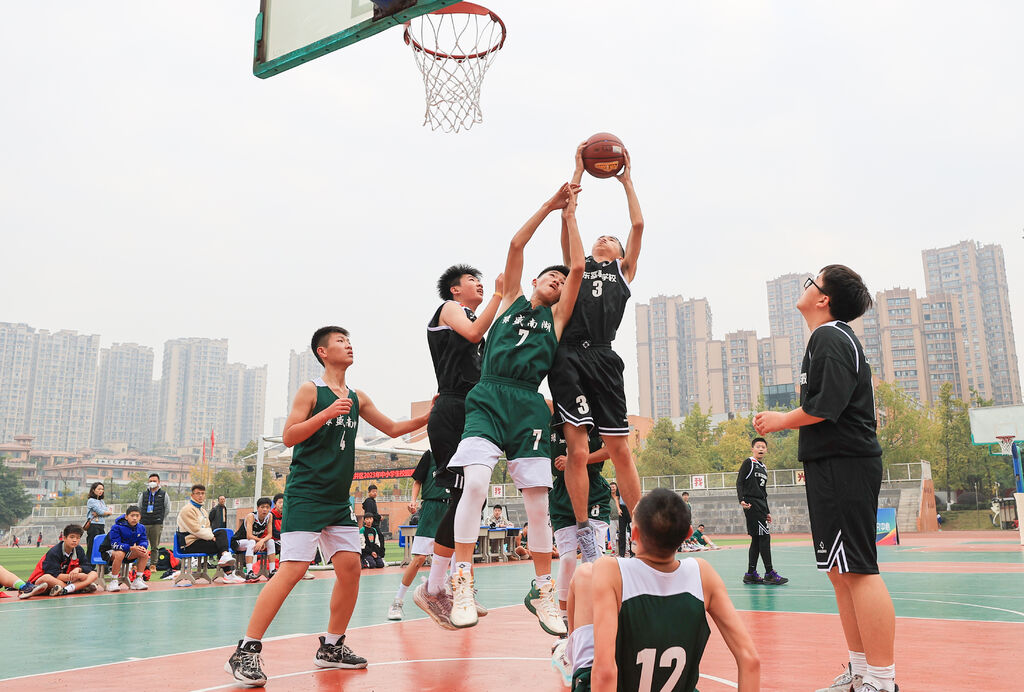 迎“篮”而上 | 高新区、自流井区2023年中小学生校园篮球赛开赛-2.jpg