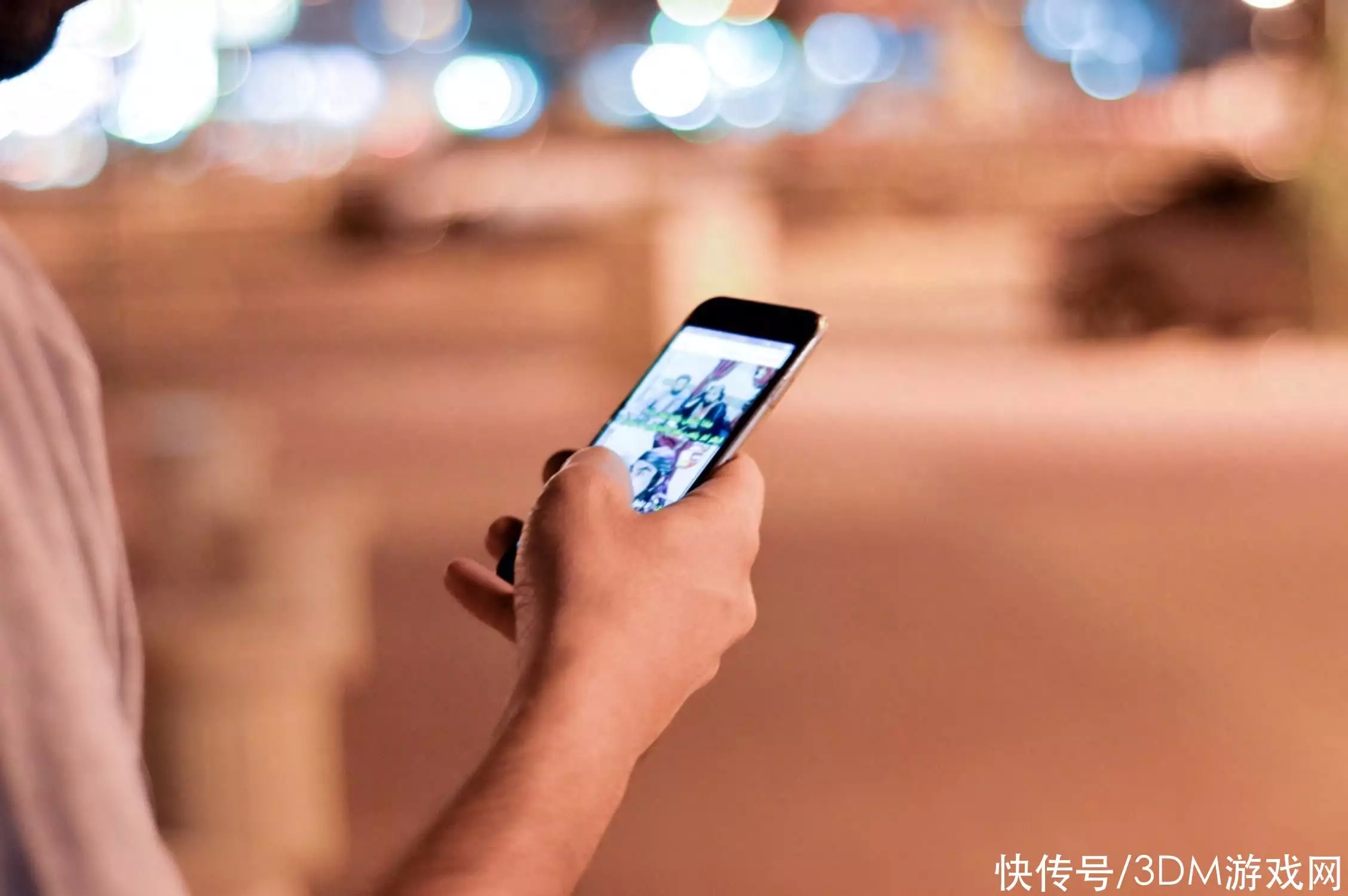张朝阳称长期被动刷手机人就废了：要多多读书运动-1.jpg