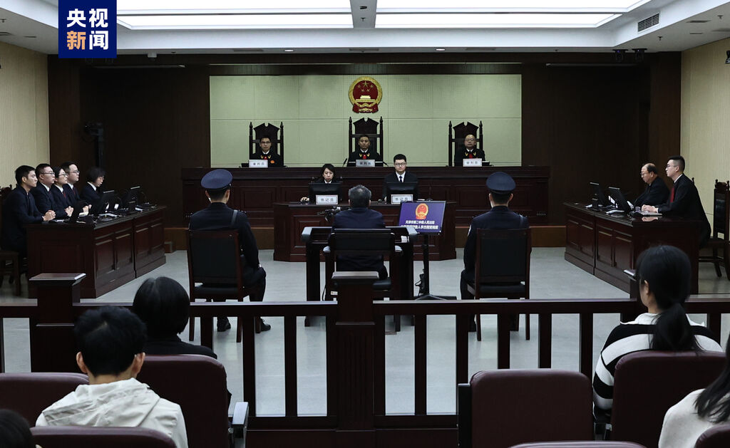 青海省委原常委李杰翔一审被控受贿8823万余元-2.jpg