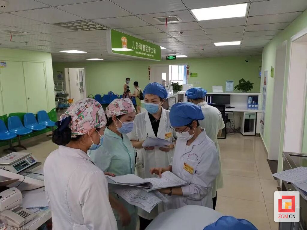 【盐都“她力量”③】廖常菊：护理危重病患上万人次 她的工作很有意义-3.jpg