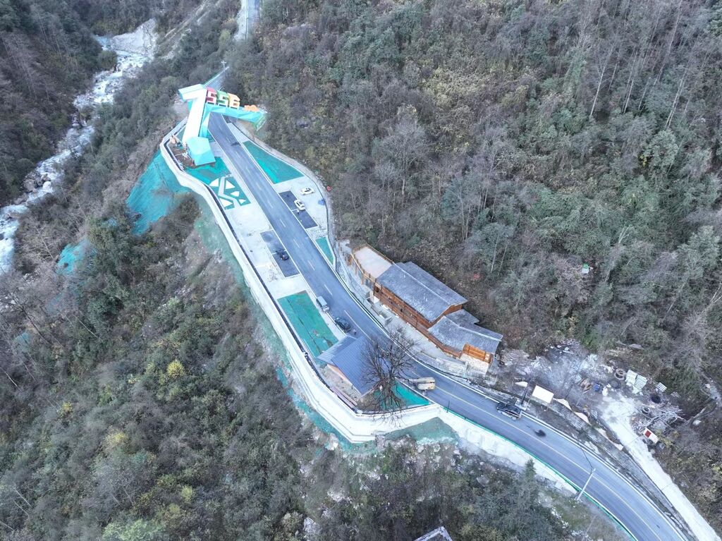 暂不接待散客！海螺沟景区恢复开放 单日限流500人-2.jpg