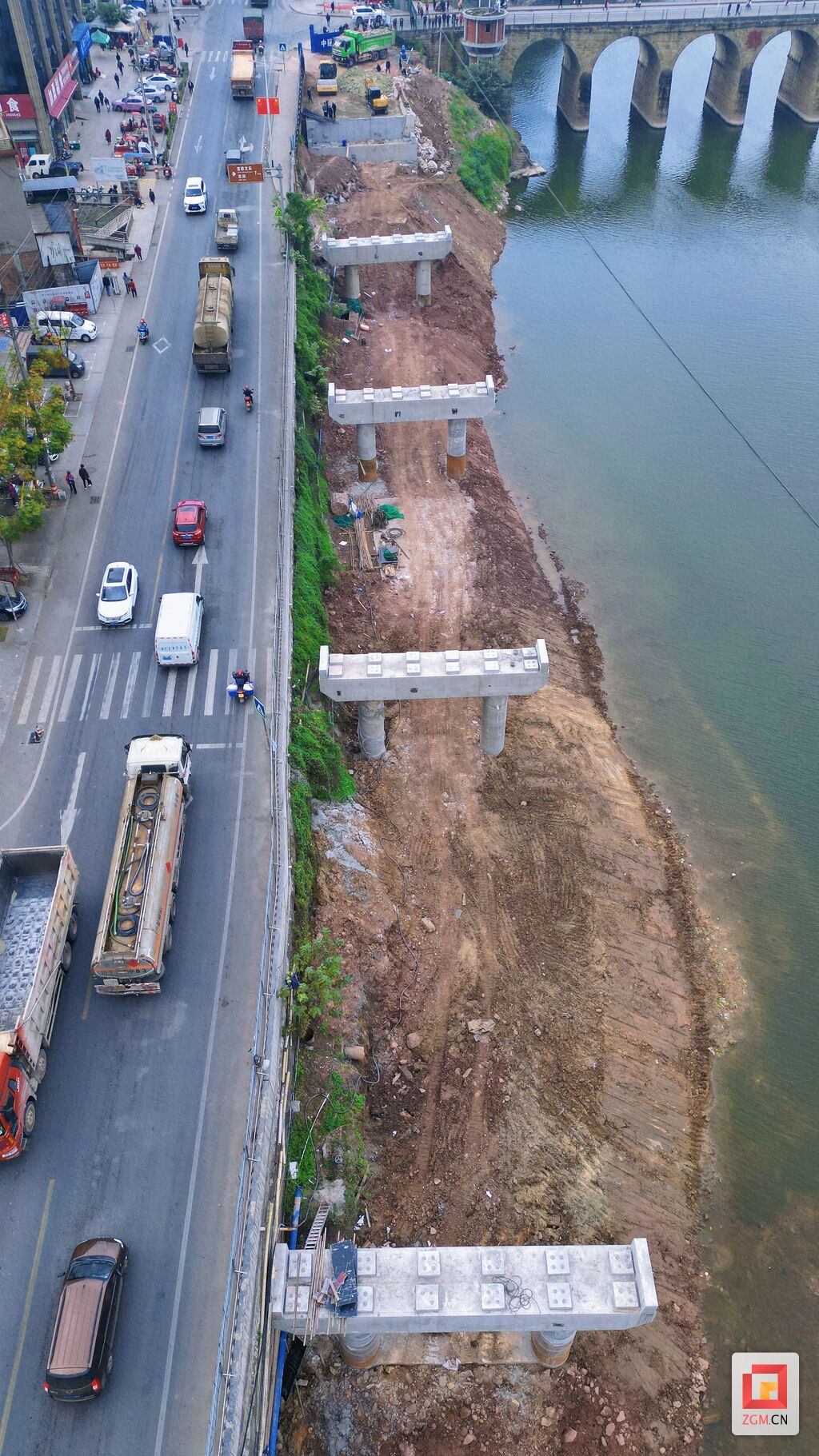 两车道变四车道！打通邓关街“肠梗阻”-3.jpg