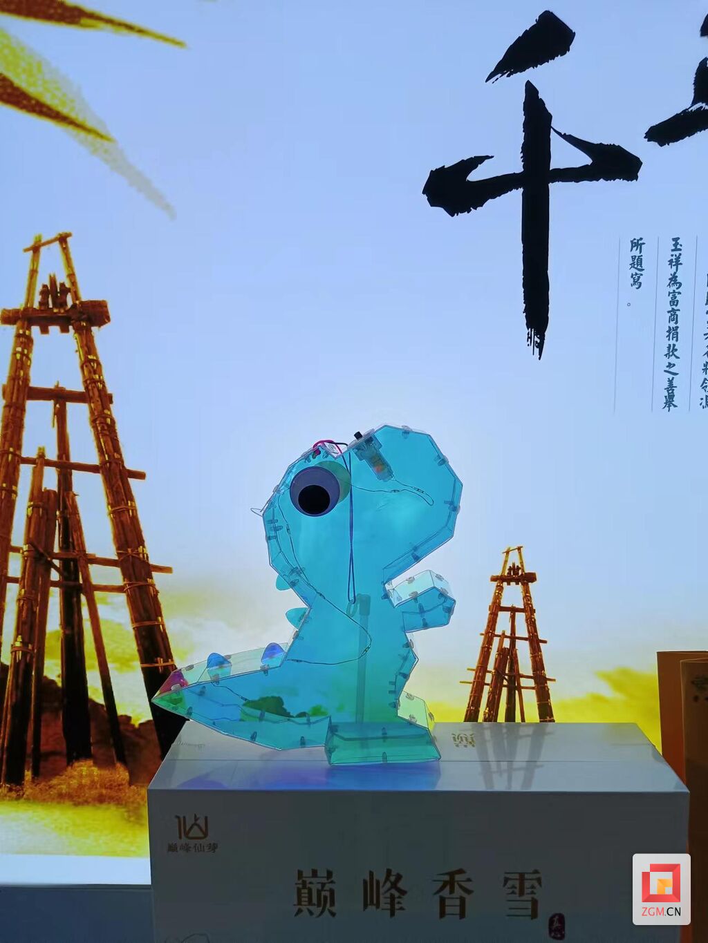小小彩灯手上提 自贡文创新品首秀广受好评-2.jpg