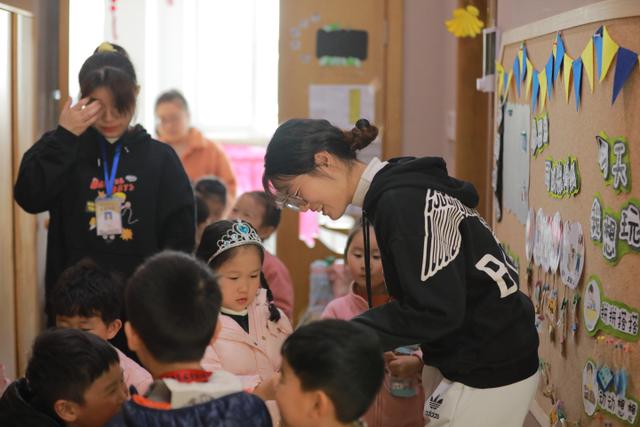 潮声丨多地幼儿园关停，对孩子或是好事-5.jpg