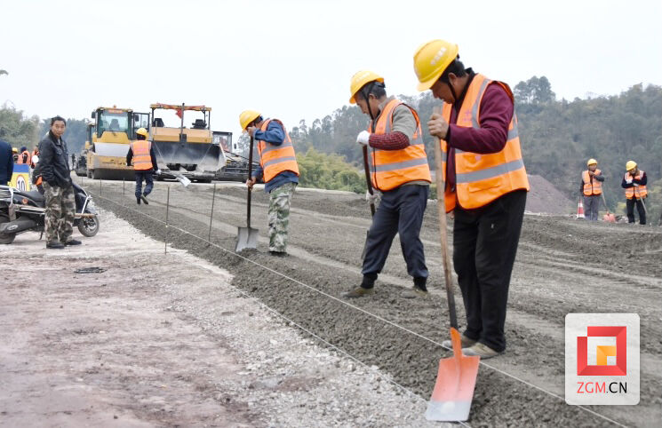 荣县快速通道项目建设加速推进-2.jpg