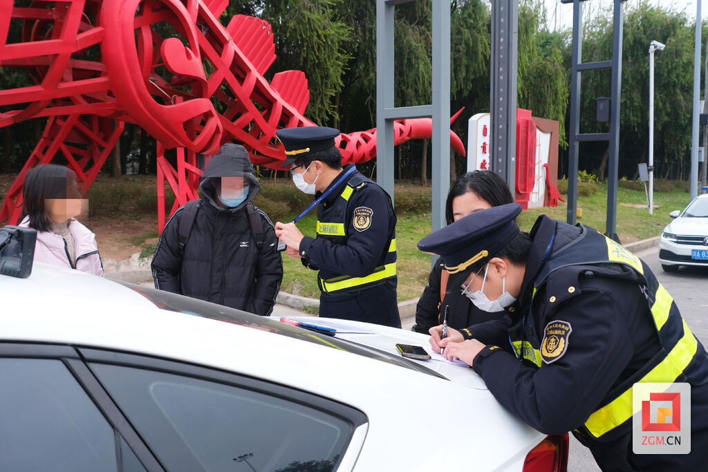 联合执法｜严查自贡境内高速违法行为-2.jpg