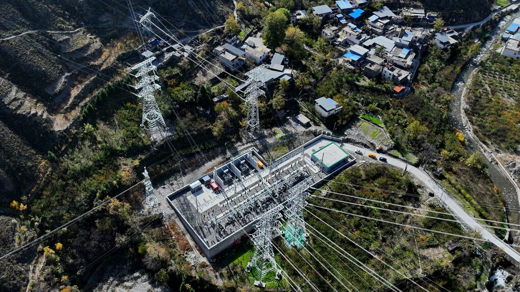 川青铁路四川首段供电工程全面竣工-1.jpg