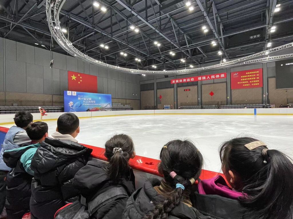 全国大众冰雪季启动 系列活动展示群众冰雪运动成果-6.jpeg