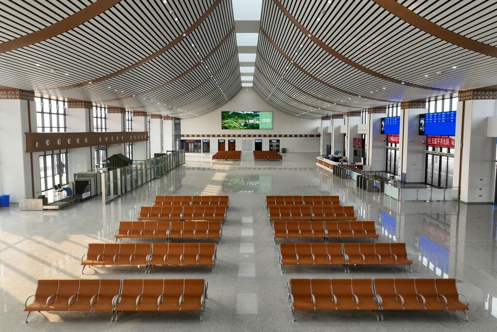 高清大图丨成宜高铁开通在即，新建8座站房全面完工亮相-10.jpg