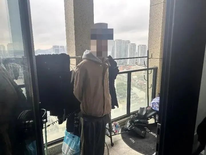 男子从15楼扔下行李箱，刑拘！-5.jpg