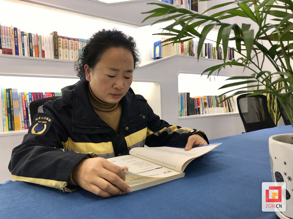 【盐都“她力量”④】朱红：“有人需要，便尽我所能帮助”-10.jpg