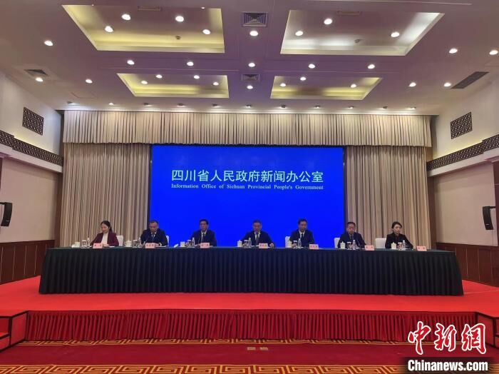 促销费赶“大集” 四川将举办2024“蜀里安逸”迎春购物月系列活动-1.jpg