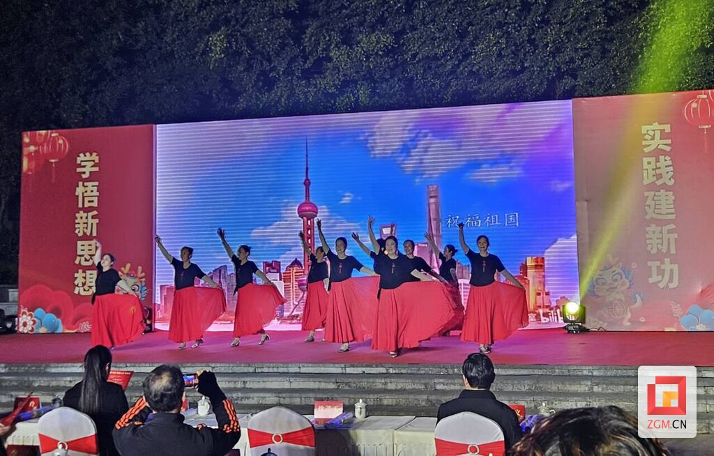 “筱溪之光”迎新年-1.jpg
