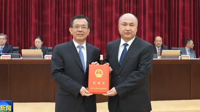 屡次建功的战斗机飞行员，出任地级市副市长-4.jpeg
