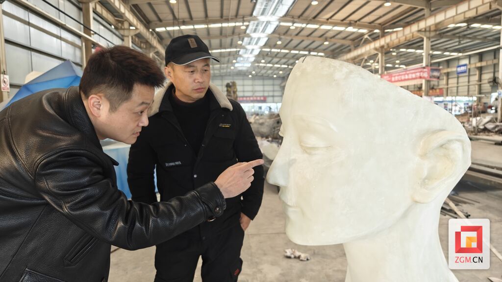 自贡网记者探秘：今年灯会我们看啥？ “盛世飞天”！-7.jpg