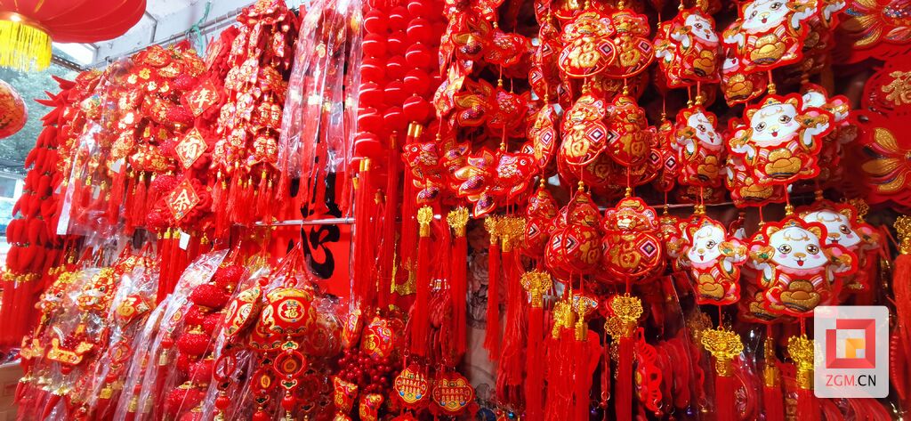 好喜庆！自贡年货市场一片“红”“红”“红”……-2.jpg