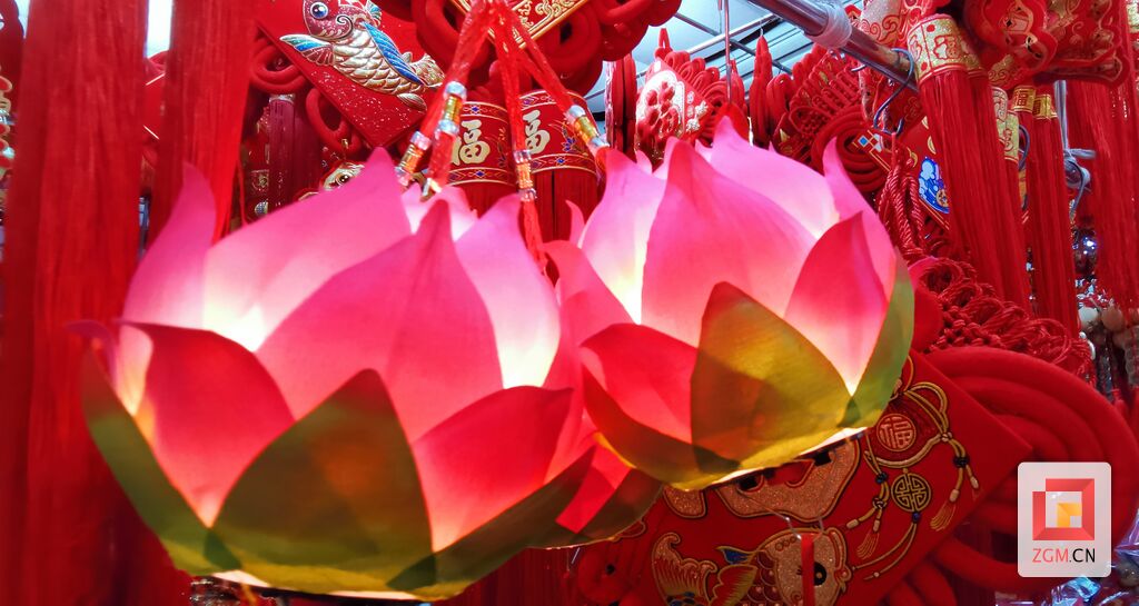 好喜庆！自贡年货市场一片“红”“红”“红”……-4.jpg
