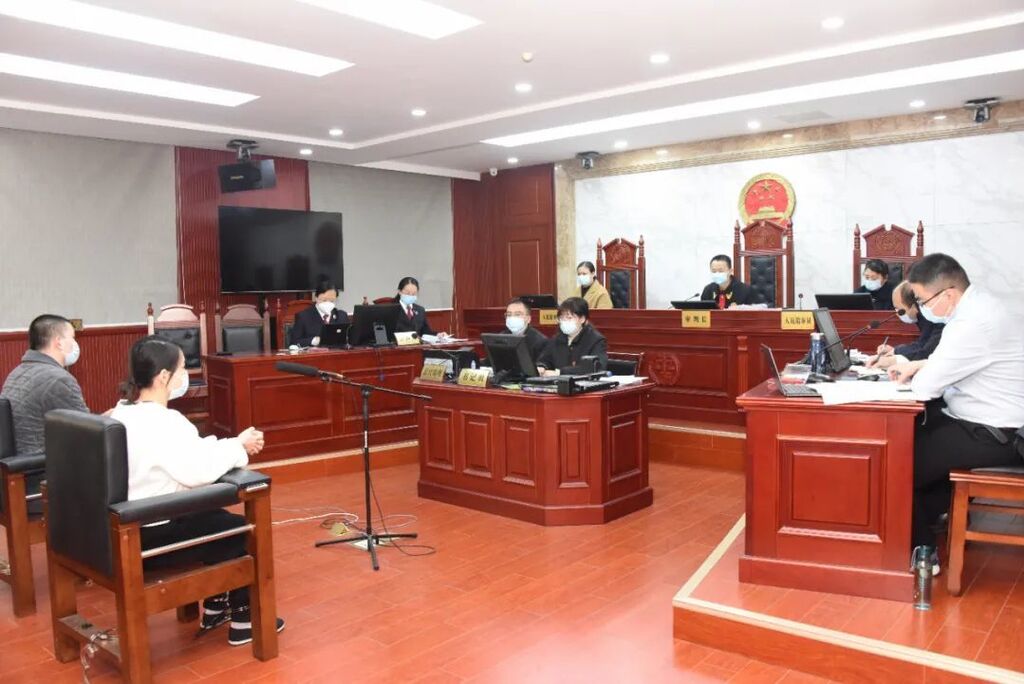 皇帝吃的长寿秘方？假中医诈骗上万名老年人1.4亿余元获刑-1.jpg