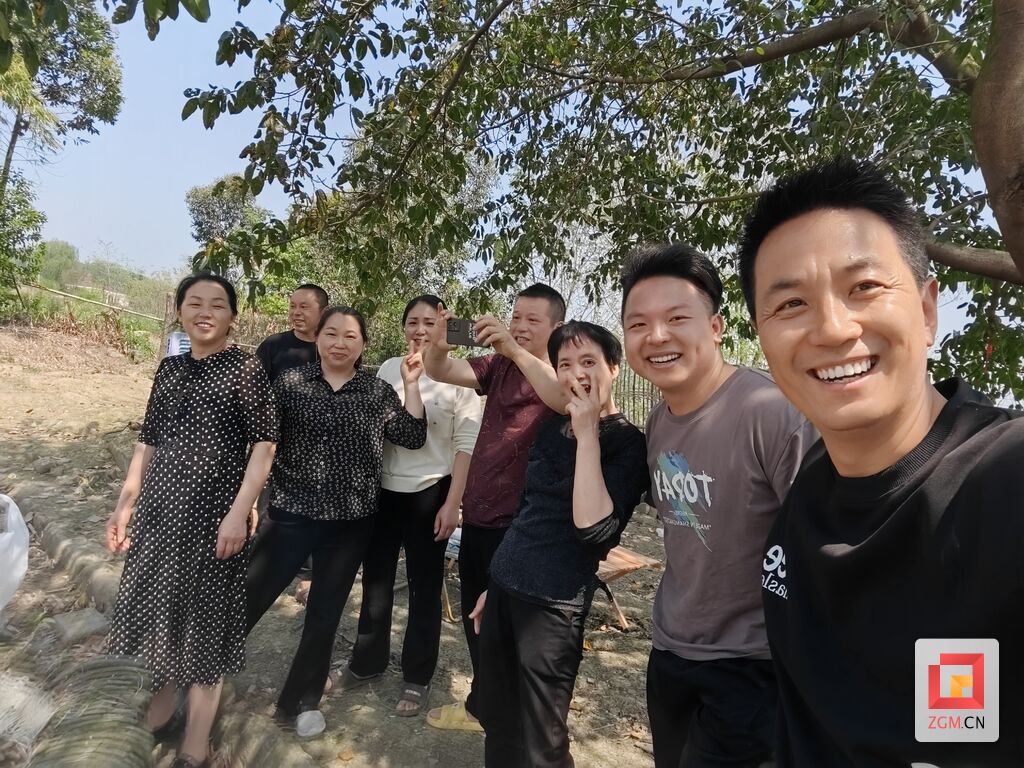 【新自贡人㉒】李俊强：我爱自贡 因为这座城很包容还有人情味儿-4.jpg