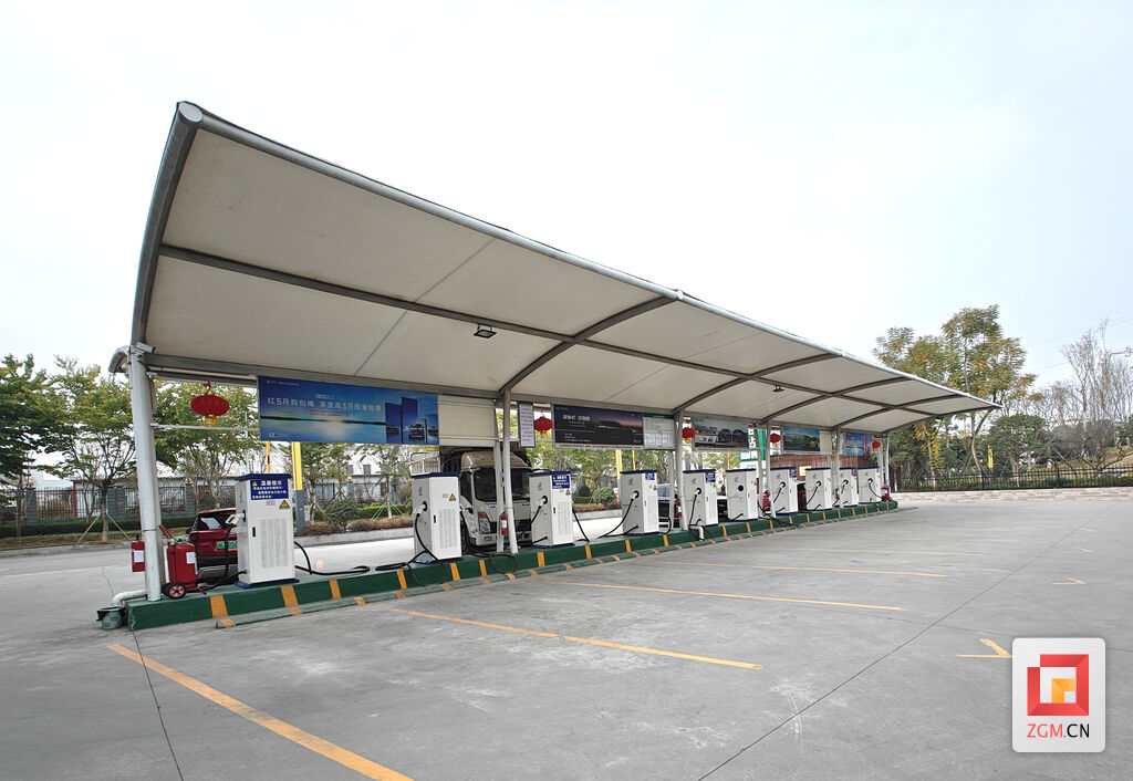 自贡新能源汽车数量破万 充电基础设施建设不断提速-4.jpg