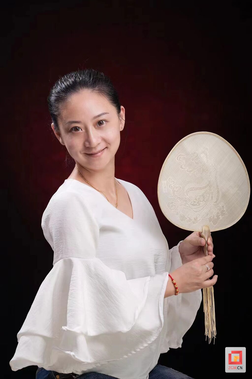 【盐都“她力量”⑧】 龚倩：因为骨子里的热爱 她的人生和龚扇密不可分-3.jpg