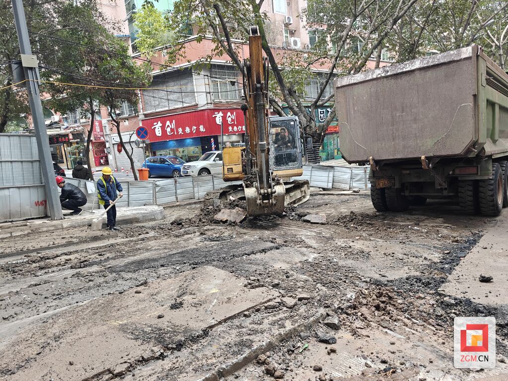 自流井老城雨污分流工程月底完工 同兴路至新桥交通将恢复正常-2.jpg