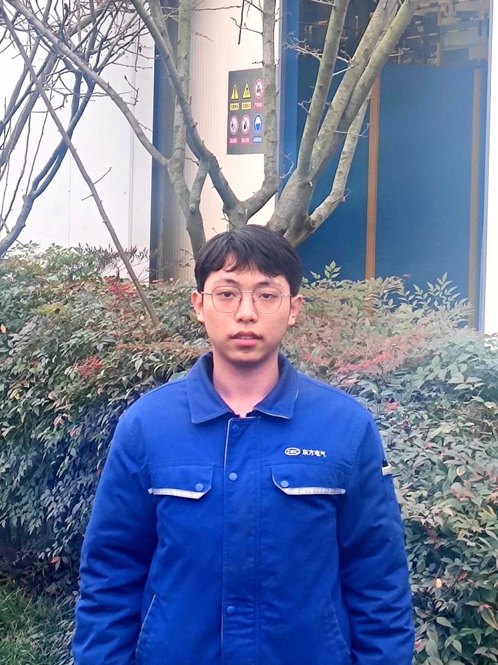 两会问答｜做技术工人有“钱”途吗？-1.jpg