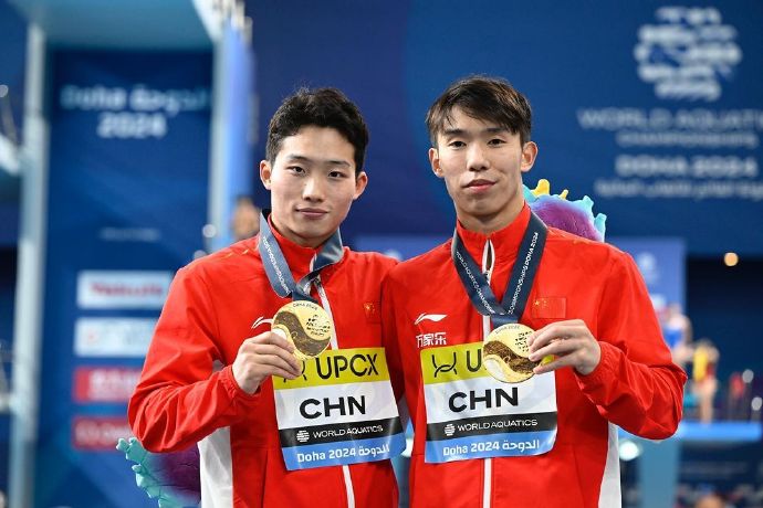 泳联多哈世锦赛开赛4天，中国队目前已经凑齐6金2银1铜的奖牌九宫格-4.jpg