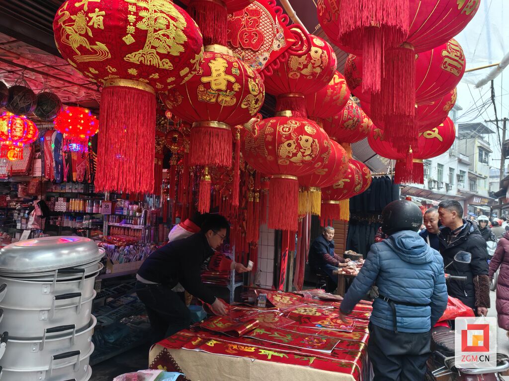 逛市集、赏民俗、购年货 烟火富顺年味浓-1.jpg
