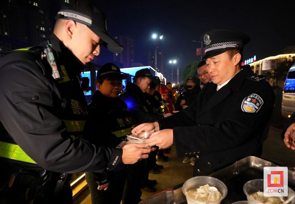 【春节值守】鼓干劲 守平安 共团圆-10.jpg