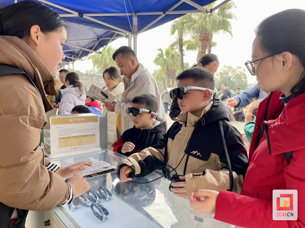 滚动报道 | 【我们的龙年】自贡恐龙博物馆陪您从初一到大年-37.jpg